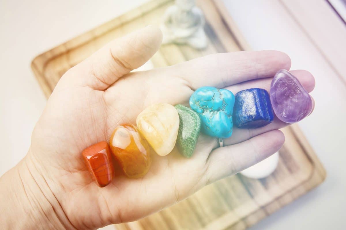 Comment utiliser les 7 chakras et les cristaux pour votre bien-être