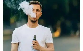 Quel est l'impact des e-liquides sur la santé lors du vapotage